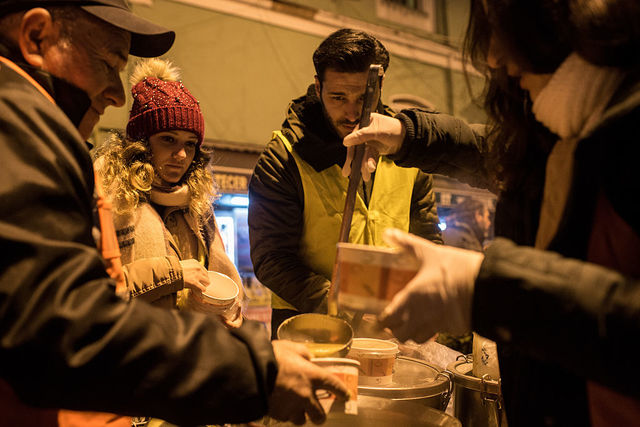 Volunteering in Denver metro this holiday season: 7 ways you can give back before year's end