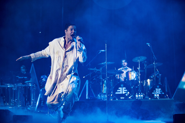 "Imagine Dragons" fill it up at the Pepsi Center