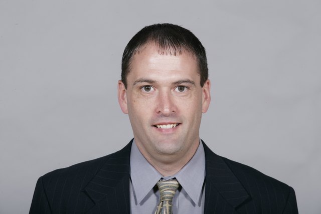 Broncos agree to terms with new special teams, OL, secondary coaches