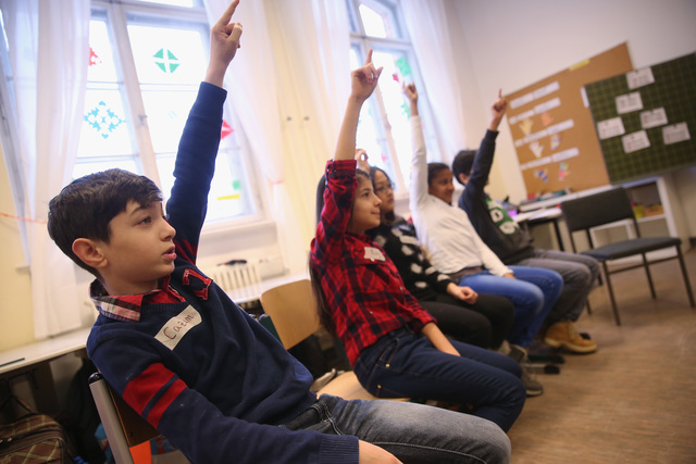 Colorado school districts choosing 4-day school weeks amid budget woes, teacher shortages