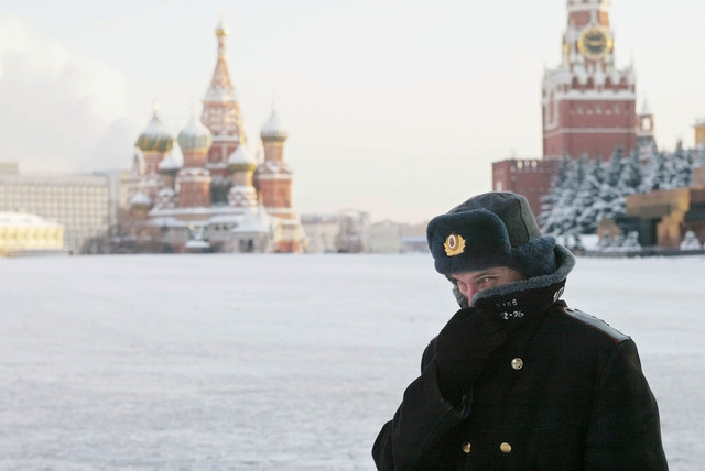 Ex-workers at Russian 'troll factory' trust US indictment