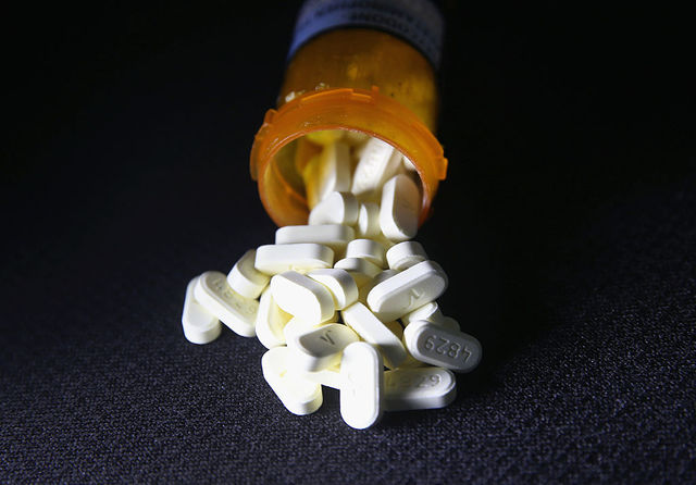 Colorado doctor indicted for oxycodone sales, faking records