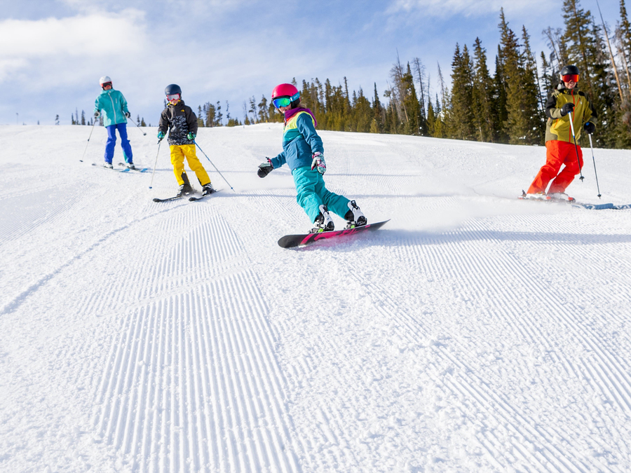 Registration for Colorado Ski Country USA discount programs now open